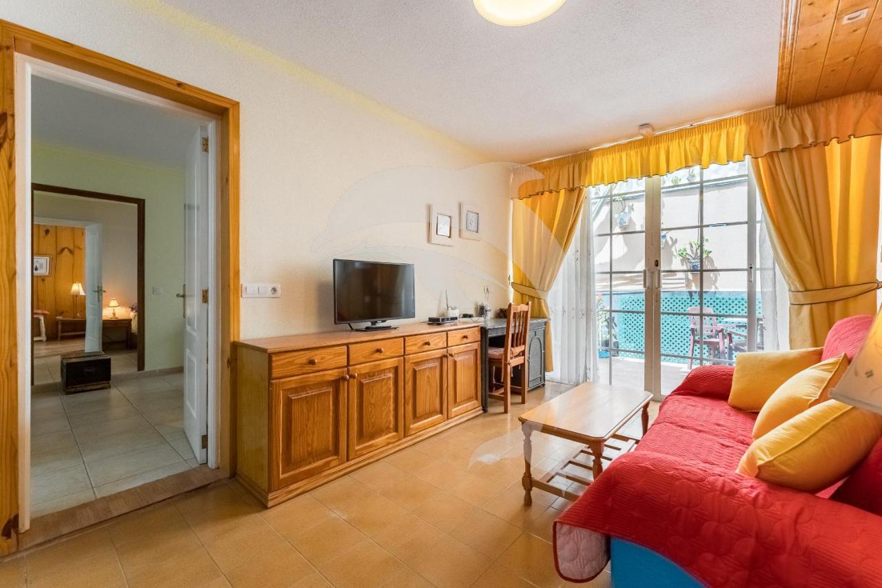 Apartamentos Los Delfines เอลเมดาโน ภายนอก รูปภาพ