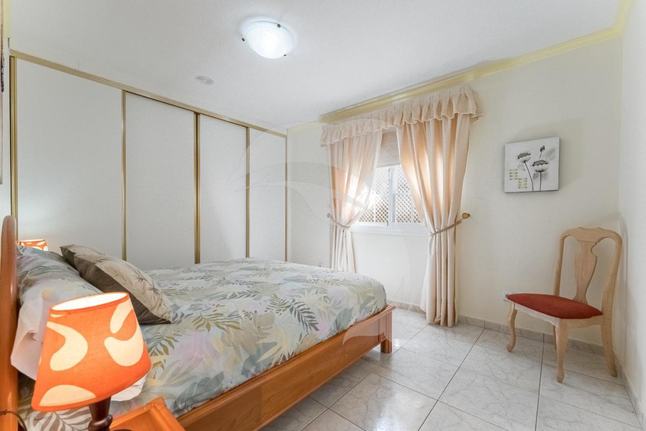Apartamentos Los Delfines เอลเมดาโน ภายนอก รูปภาพ