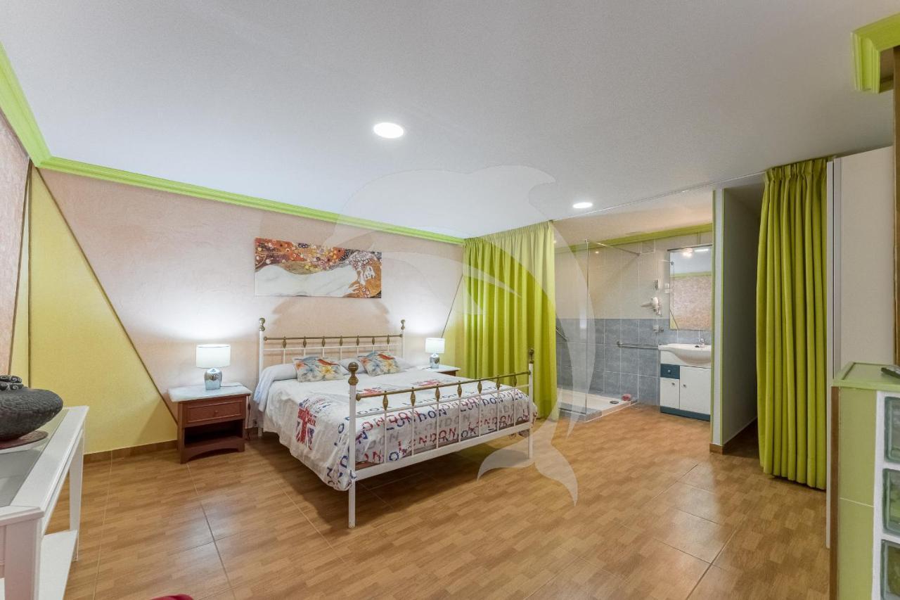 Apartamentos Los Delfines เอลเมดาโน ภายนอก รูปภาพ